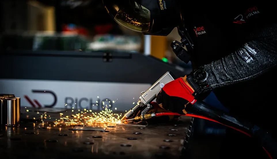 Czyszczenie laserowe instalacji